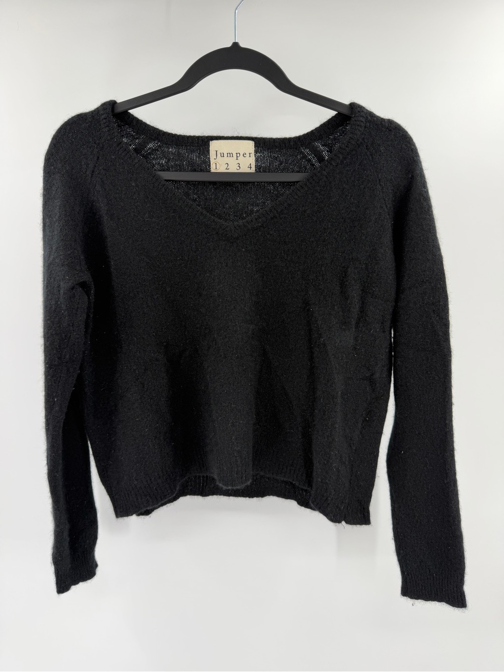 Jumper 1234 100% Cashmere Black V-Neck Women's Sweater Size 1 (Small)